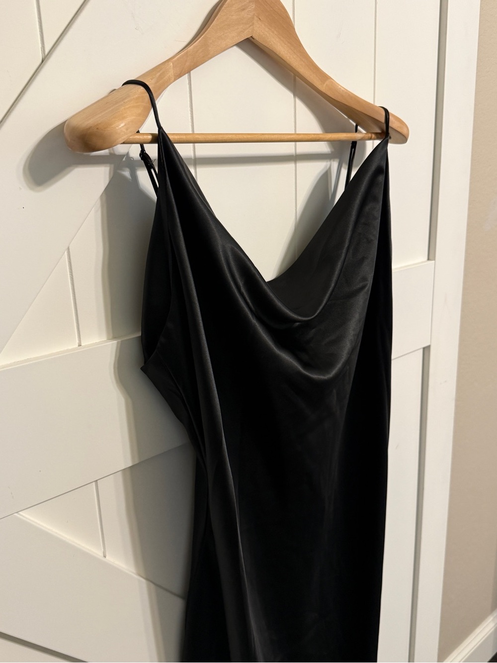 New Petal & Pup Persia Black Satin Dress Women’s 14 Silky Sleek Date Night Event - Picture 7 of 14